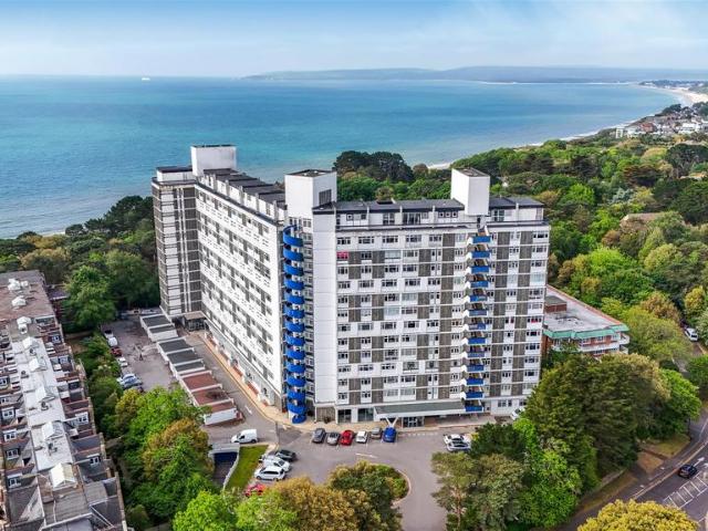 Flat for sale in West Cliff, Bournemouth