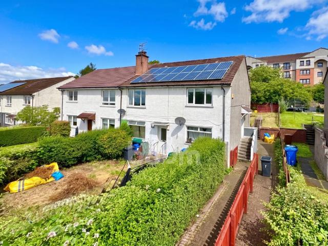 Flat for sale in Faifley, Scotland
