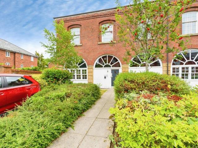 Flat for sale in Prestolee, Lee Bank