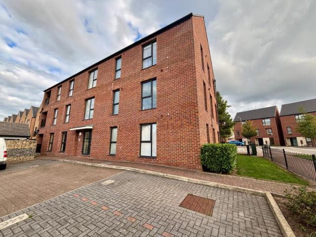 Flat for sale in Ketley, Telford