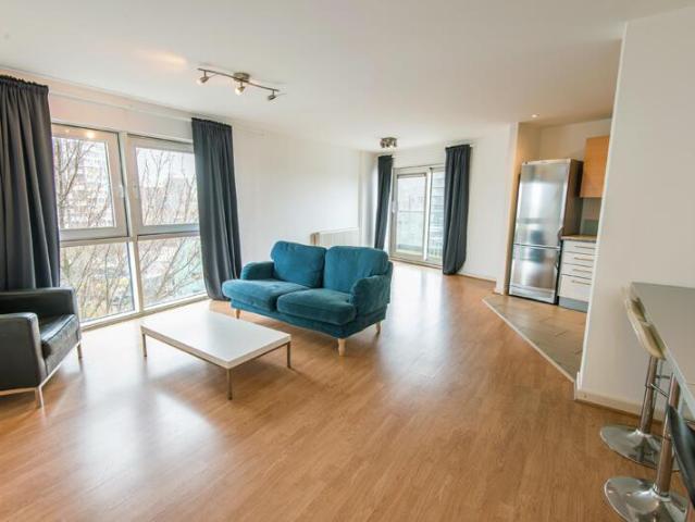 Flat for sale in Ratcliffe, Greater London