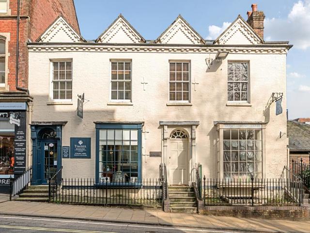 Flat for sale in Fulflood, Hampshire