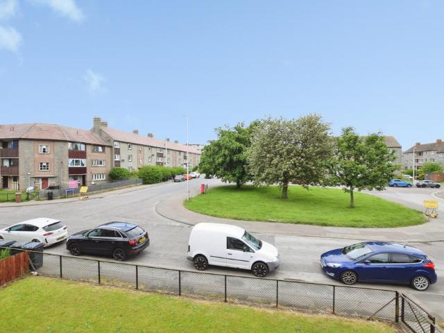 Flat for sale in Ballindoch, Scotland