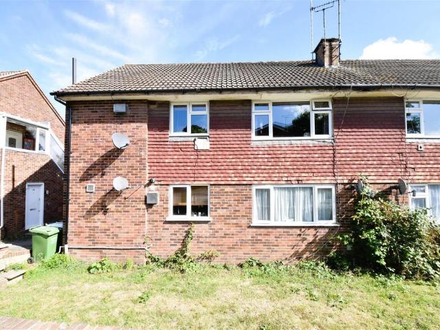 Flat for sale in Erith, Northumberland Heath