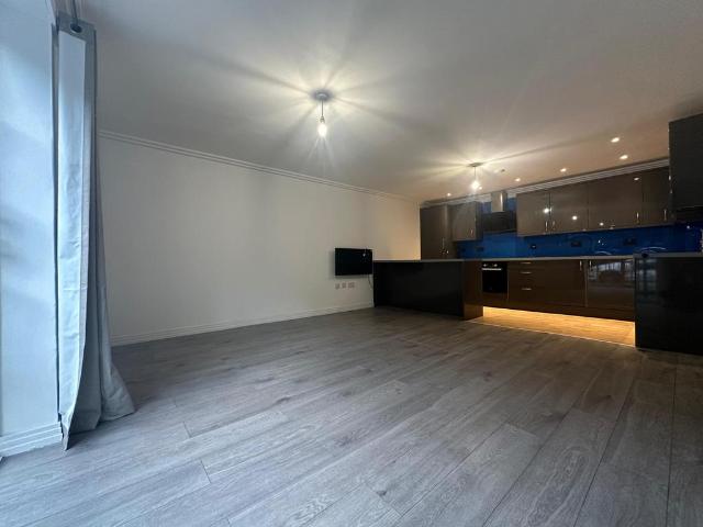 Flat for sale in Roding Riverside, Greater London