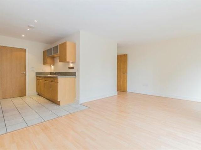 Flat for sale in Greenwich Town Centre, Greater London