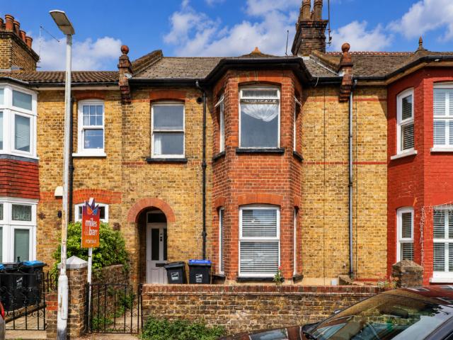 Flat for sale in Westgate-on-Sea, Acol