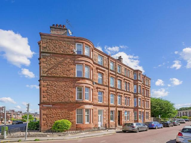 Flat for sale in New Cathcart, Muirend