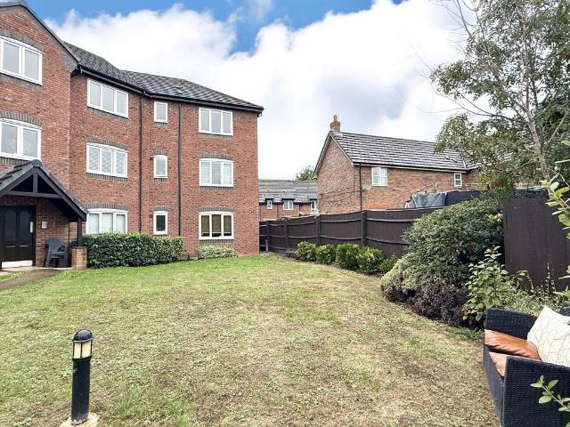 Flat for sale in Shottery, Stratford-on-Avon
