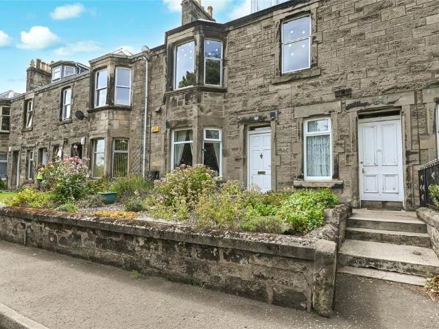 Flat for sale in Kirkcaldy, Scotland
