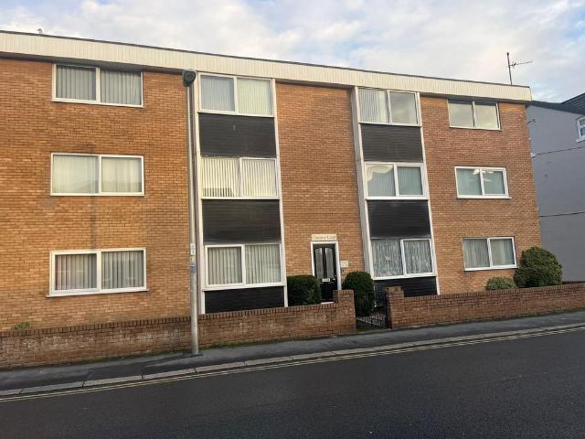 Flat for sale in Blackpool