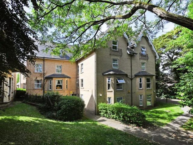 Flat for sale in Holgate, High Field