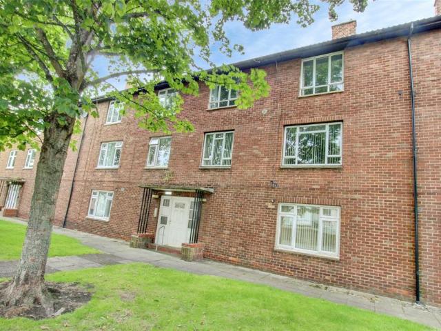 Flat for sale in Claypath, Durham