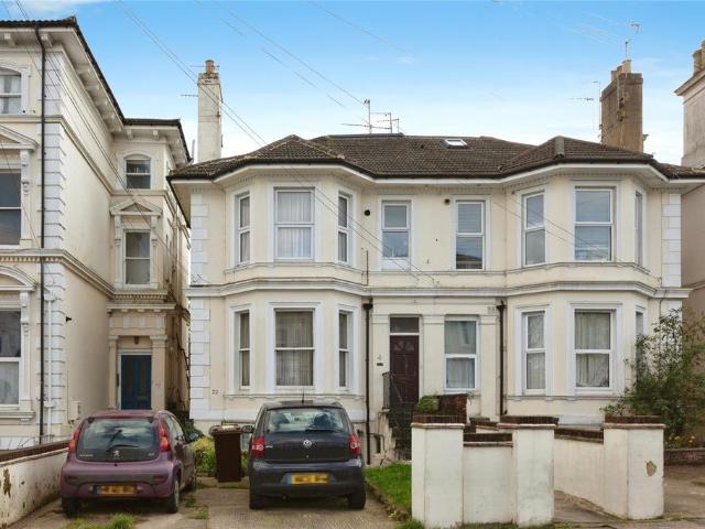 Flat for sale in St James, Sandown Park