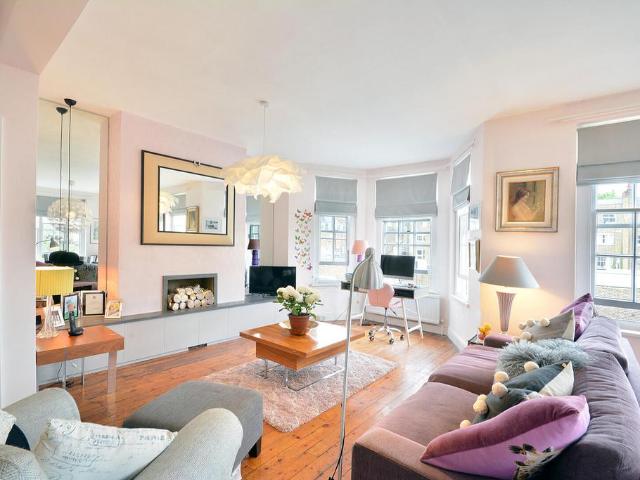 Flat for sale in City of Westminster, Greater London