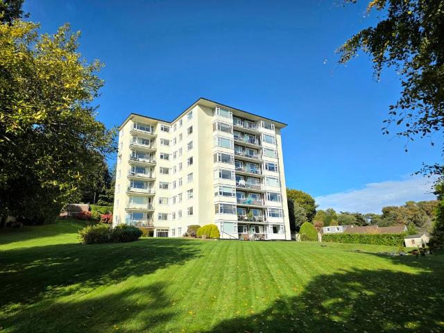 Flat for sale in Babbacombe