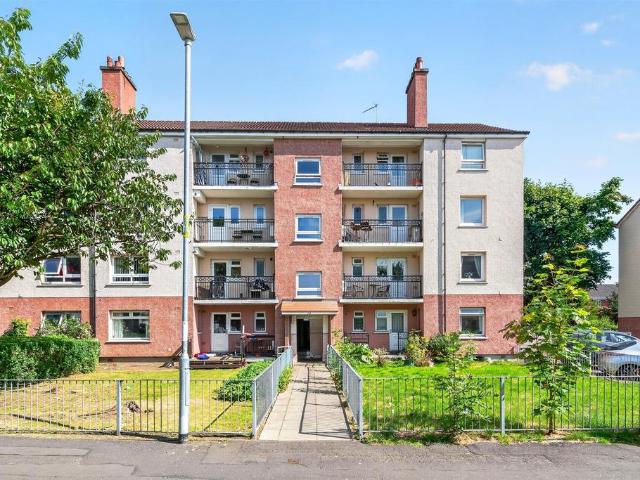 Flat for sale in Toryglen, Scotland
