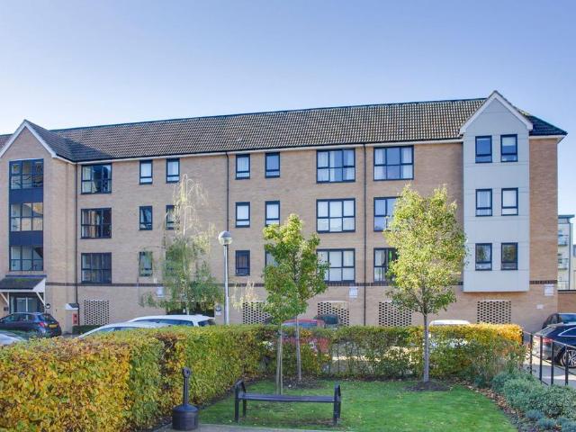 Flat for sale in Huntingdon, Cambridgeshire