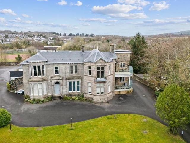 Flat for sale in Helensburgh, Scotland