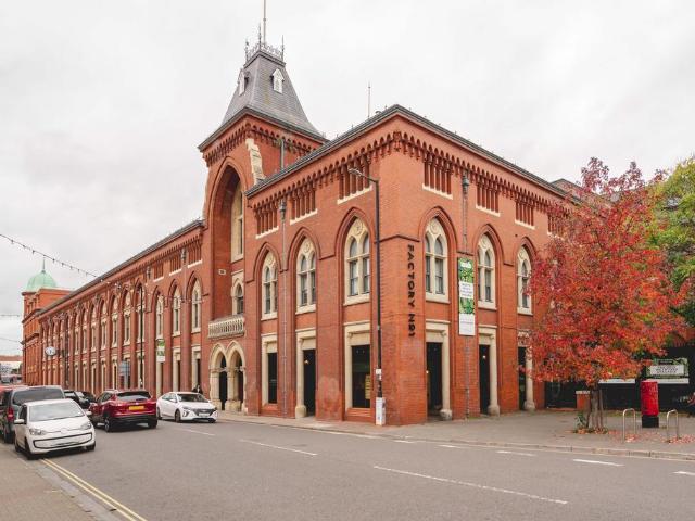 Flat for sale in Feckenham, City Of Bristol