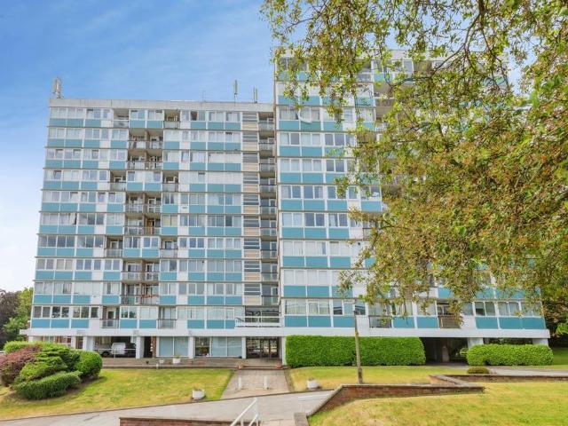Flat for sale in Stivichall, West Midlands
