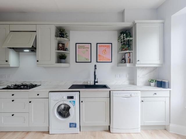 Flat for sale in Feckenham, City Of Bristol