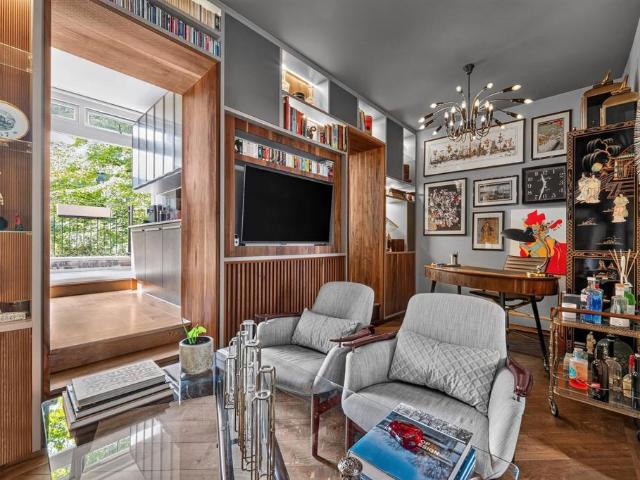 Flat for sale in Tachbrook Estate, Greater London