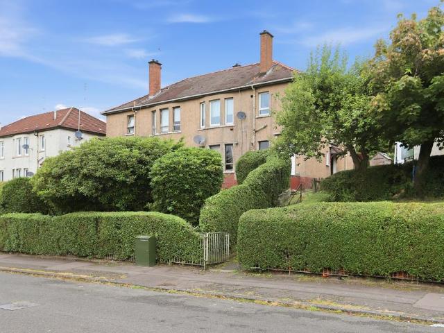 Flat for sale in Barnhill, Balornock