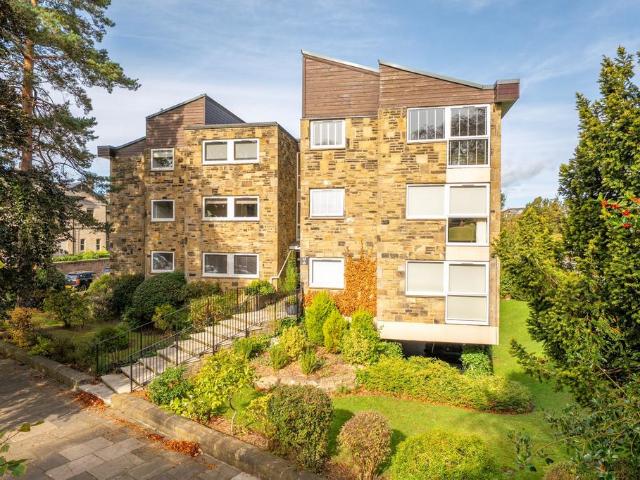 Flat for sale in High Harrogate, Harrogate