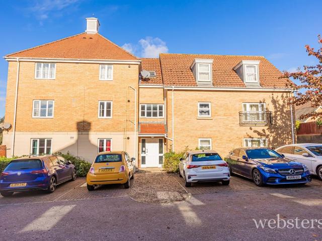 Flat for sale in East Bank, Norfolk