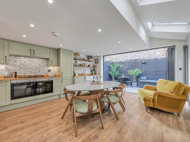 Flat for sale in Stockwell, Isle Of Man