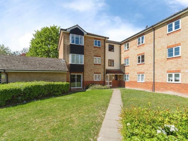 Flat for sale in Arrington, Cambridgeshire