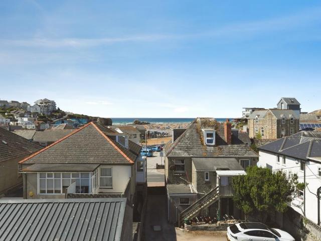 Flat for sale in Penwartha Coombe, Cornwall