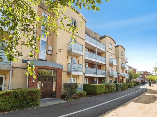 Flat for sale in Middlemoor, Exeter