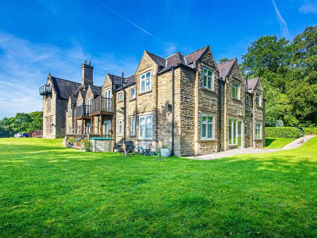 Flat for sale in Dore, South Yorkshire