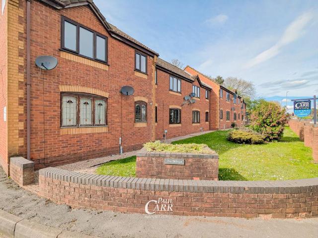 Flat for sale in Wimblebury, Chadsmoor