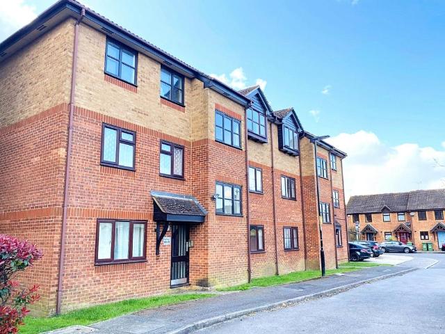 Flat for sale in Redbridge, Southampton
