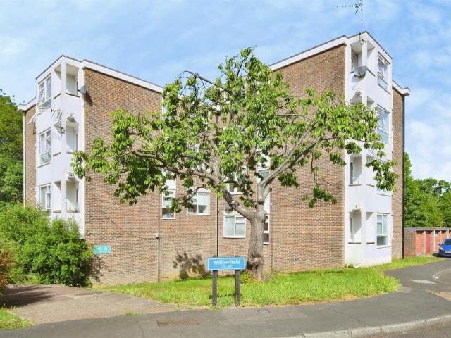 Flat for sale in Latton Bush, Harlow