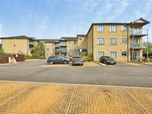 Flat for sale in Laughton Common, Dinnington