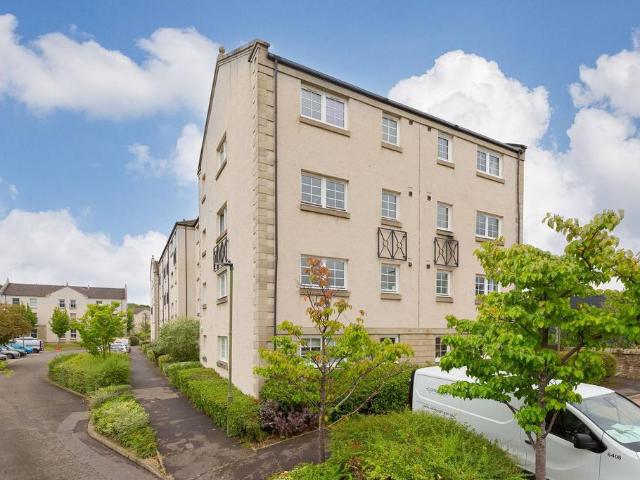Flat for sale in Bangholm, Trinity