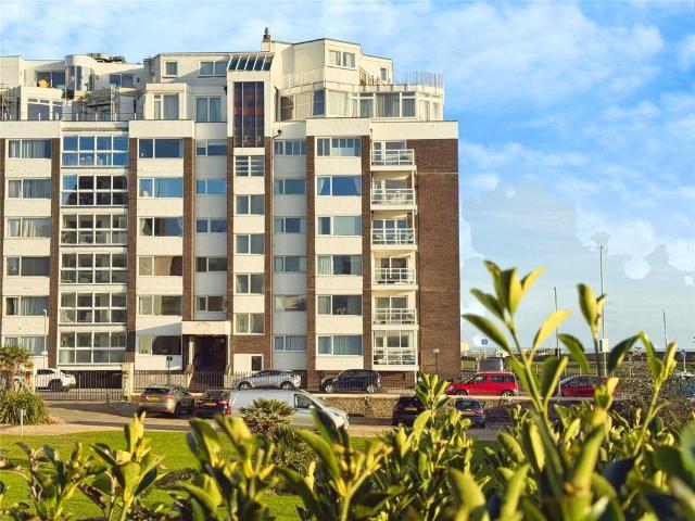 Flat for sale in Brighton Marina Village, Brighton & Hove