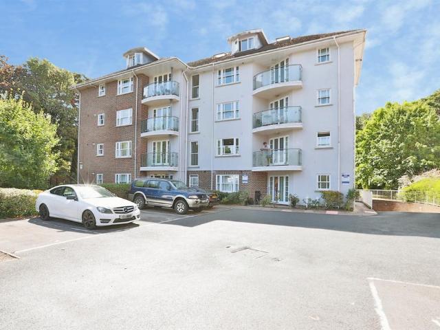Flat for sale in Springbourne, Bournemouth