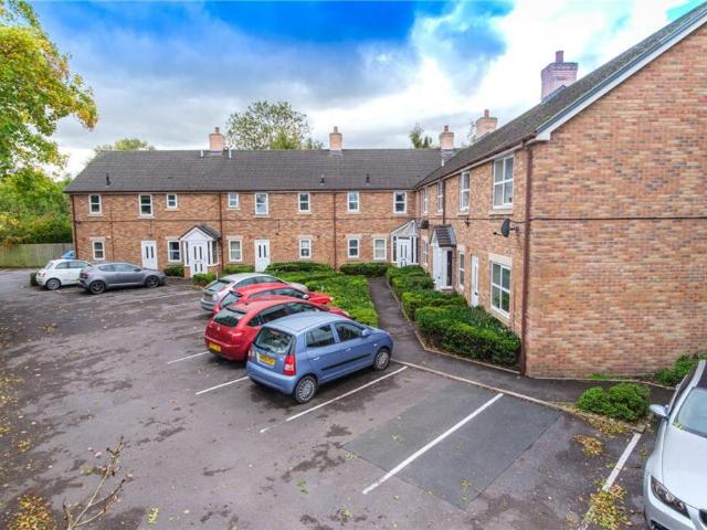 Flat for sale in Dothill, Wellington