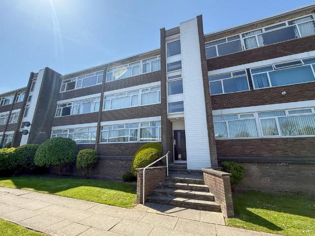 Flat for sale in Bromborough, Wirral