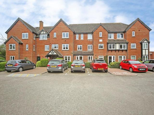 Flat for sale in Tiddington, Stratford-on-Avon