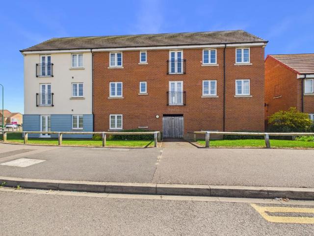 Flat for sale in Cardea, Peterborough
