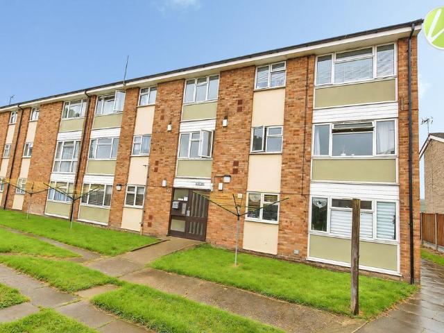 Flat for sale in East Tilbury, Essex