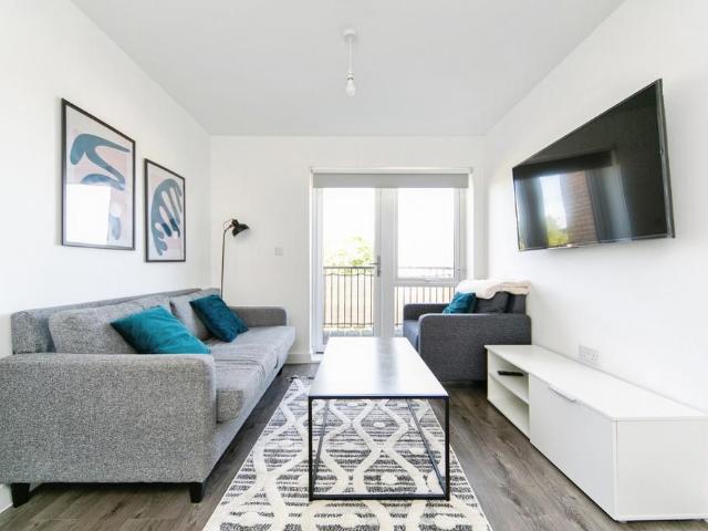 Flat for sale in Calderstones