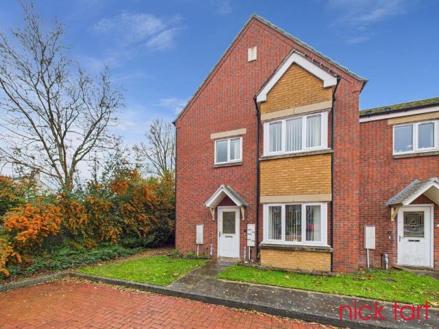 Flat for sale in Loxdale, Bilston