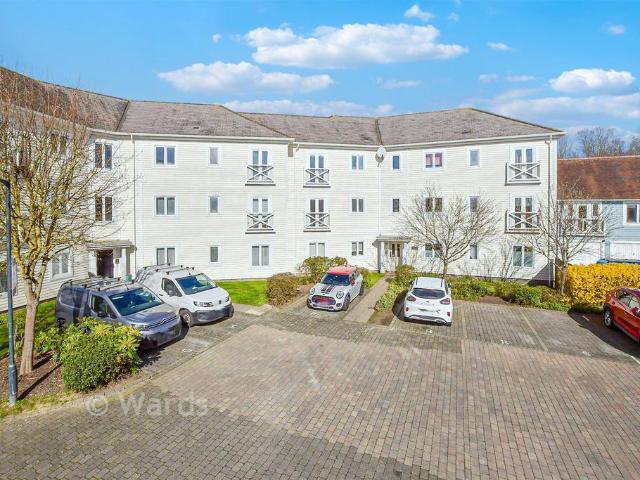 Flat for sale in Snodland, Bourne Vale